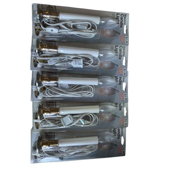 Mid Century Vintage Electric Candlesticks x 5 Brass Base Window Candle Plug In - Picture 9 of 11